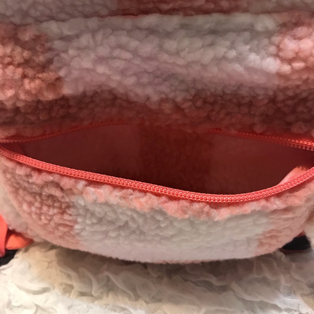 Cat & Jack, NWT Girls' Plaid Sherpa Mini Backpack - Picture 8 of 8